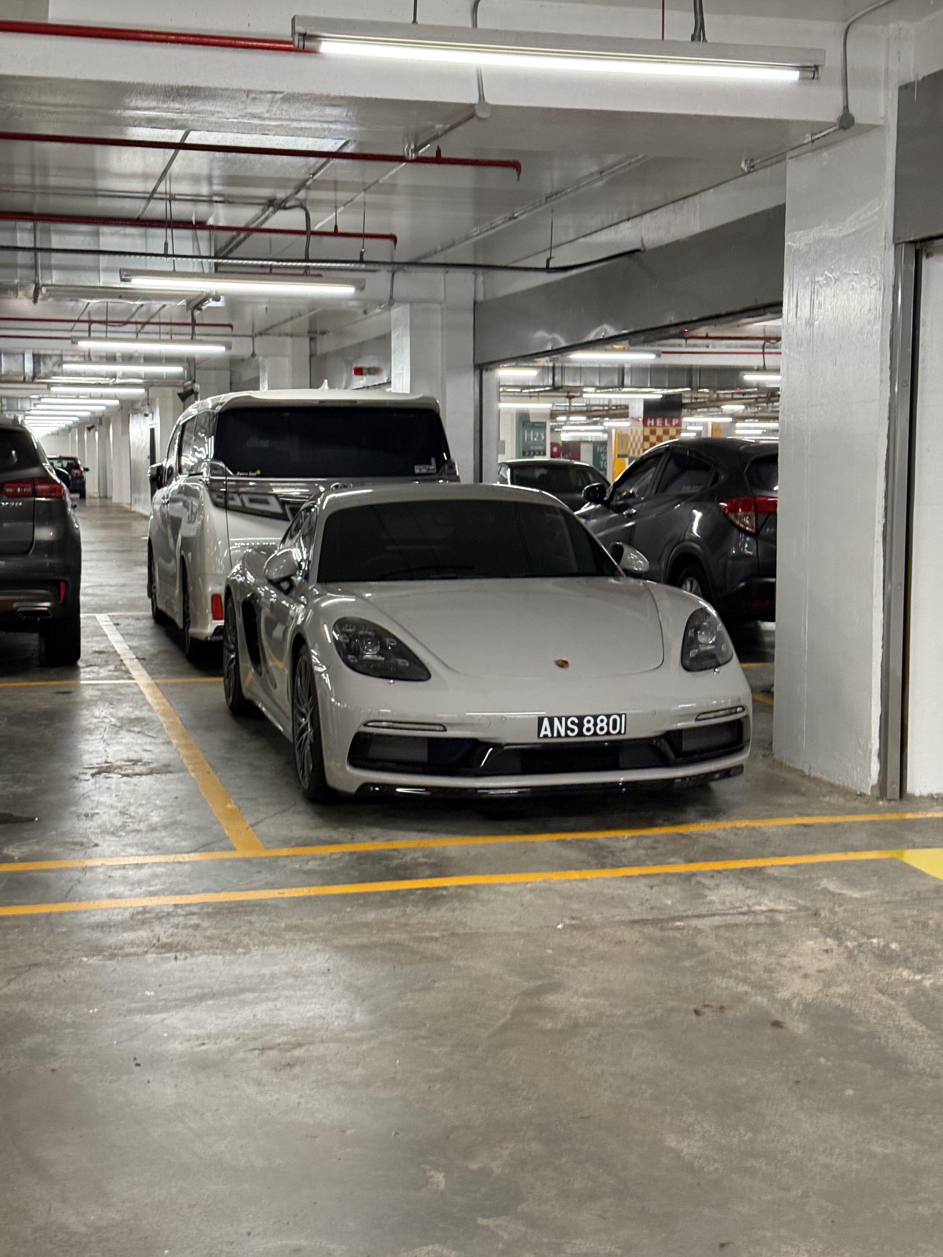 718 Cayman