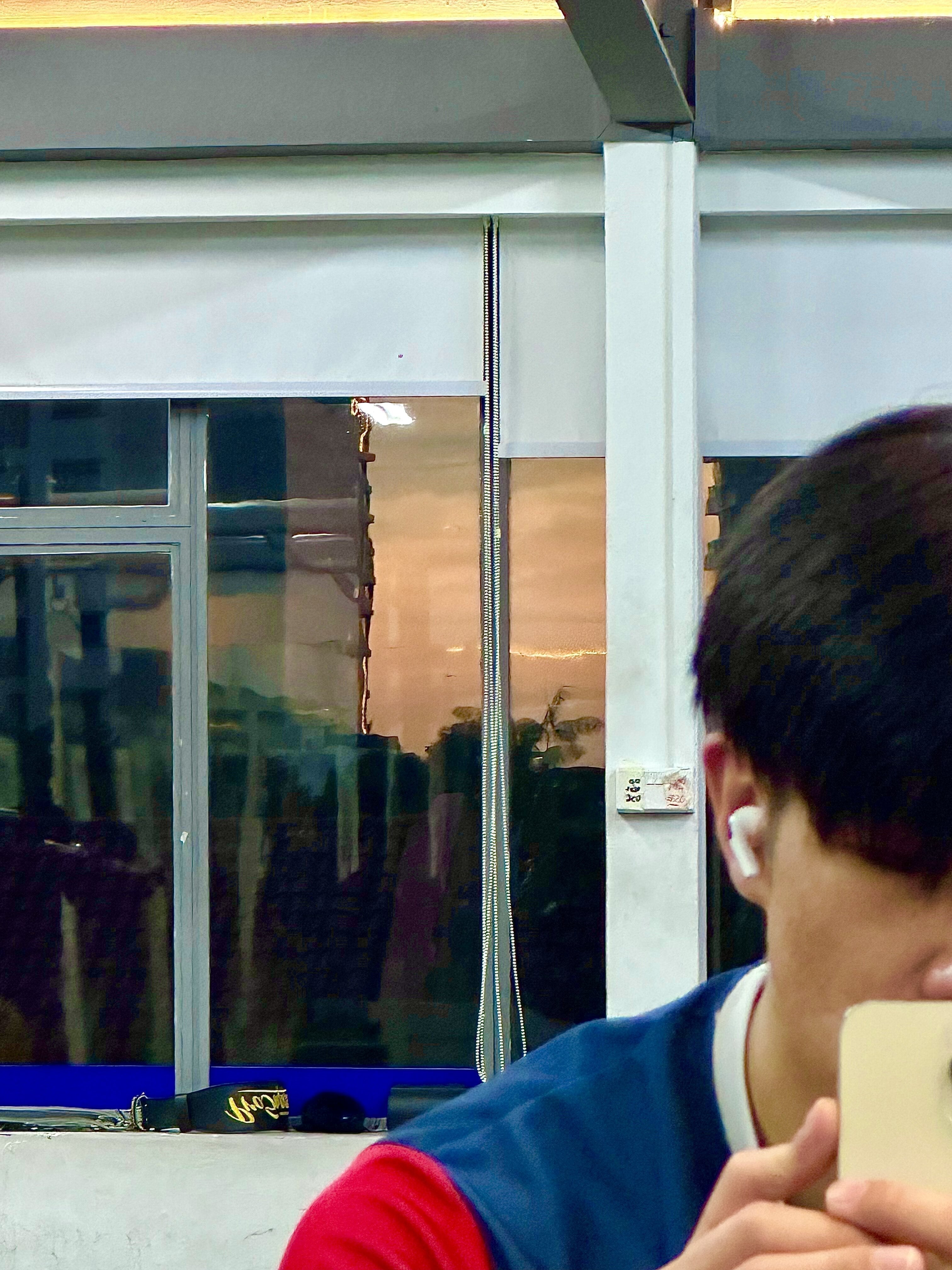 working out with a sunset like that 🥵 cant ask for more