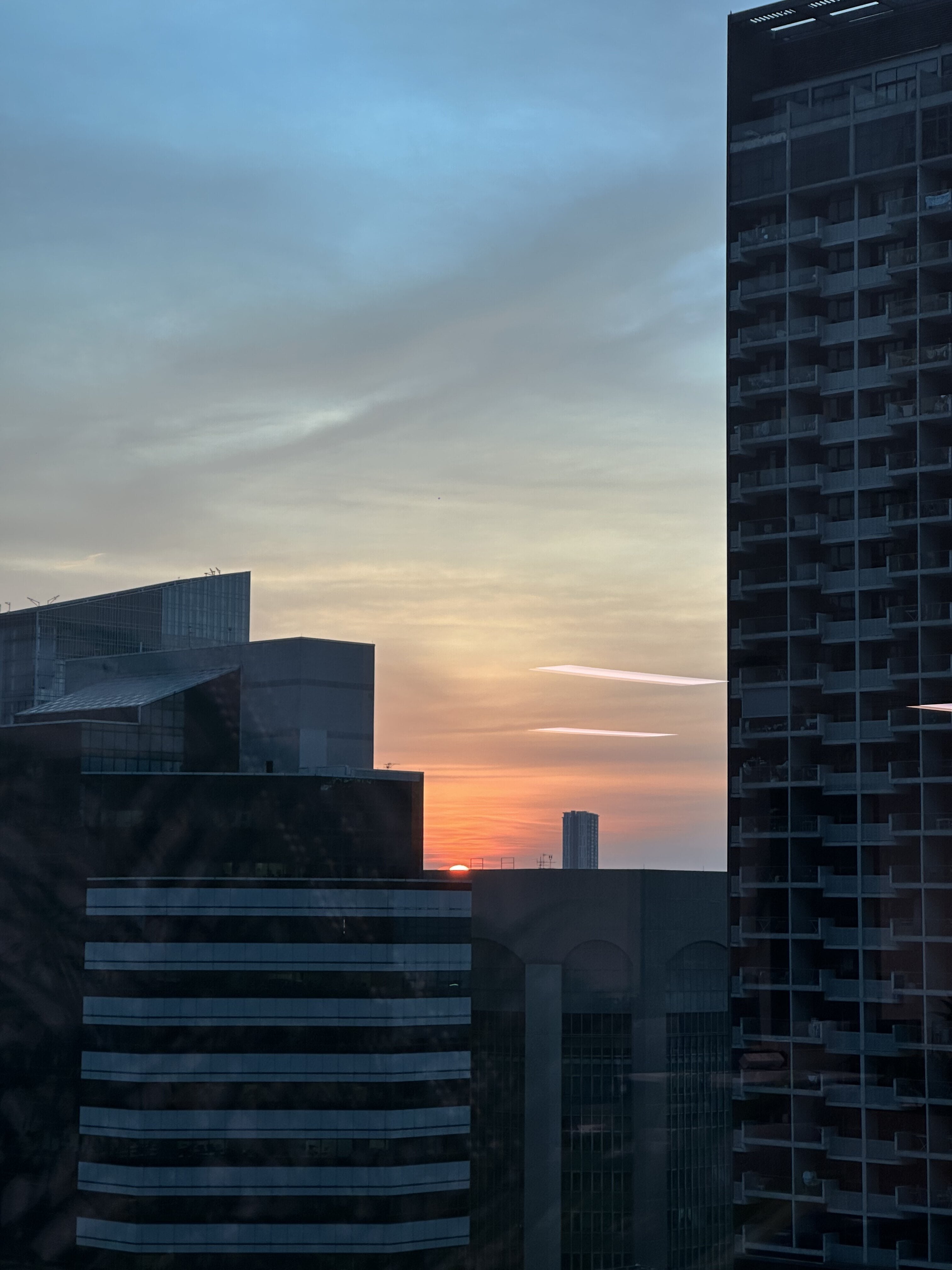 close-up on that sunset glow 🥺👉🏼👈🏼