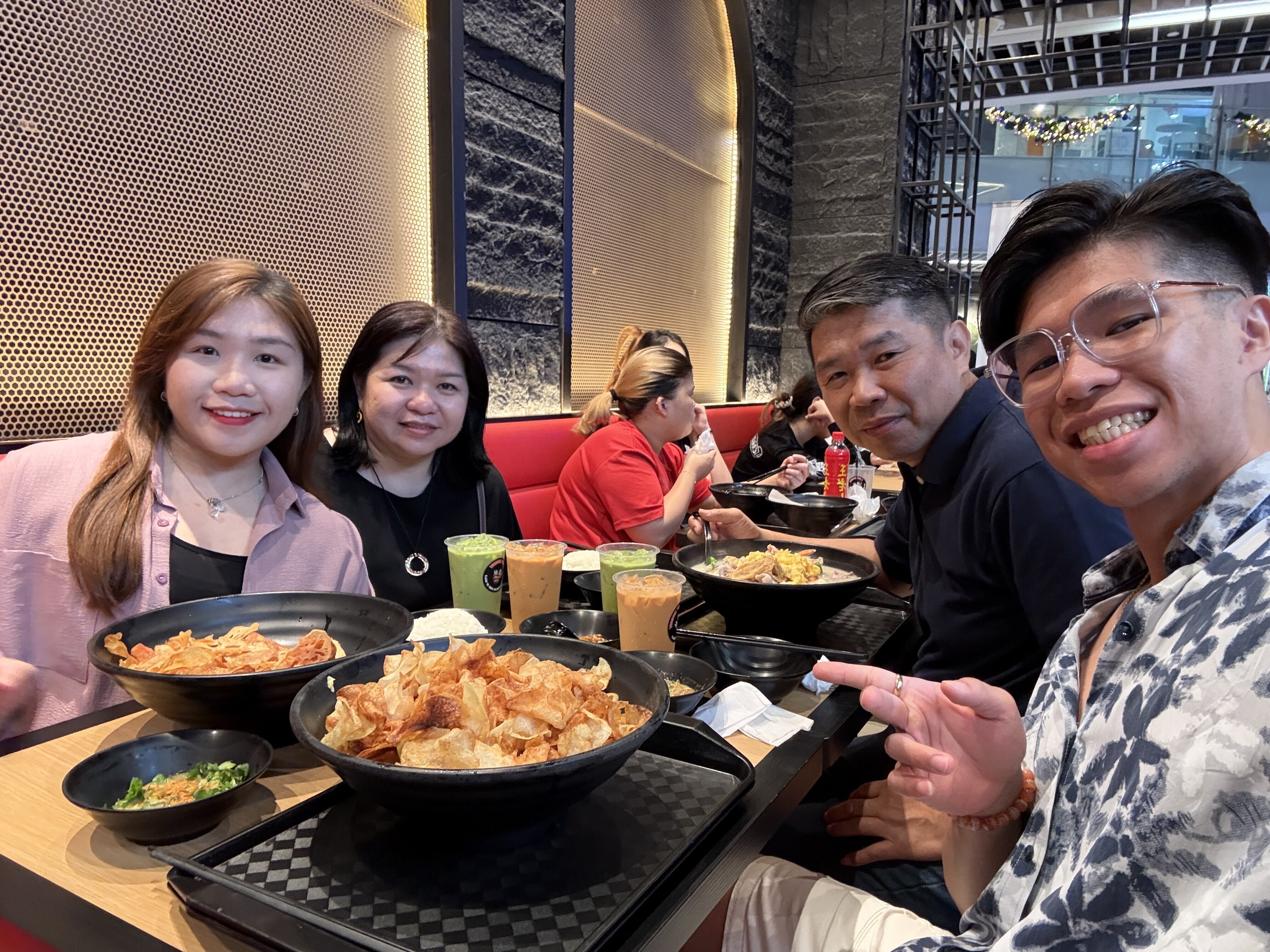 with my fam 🫶🏻❤️