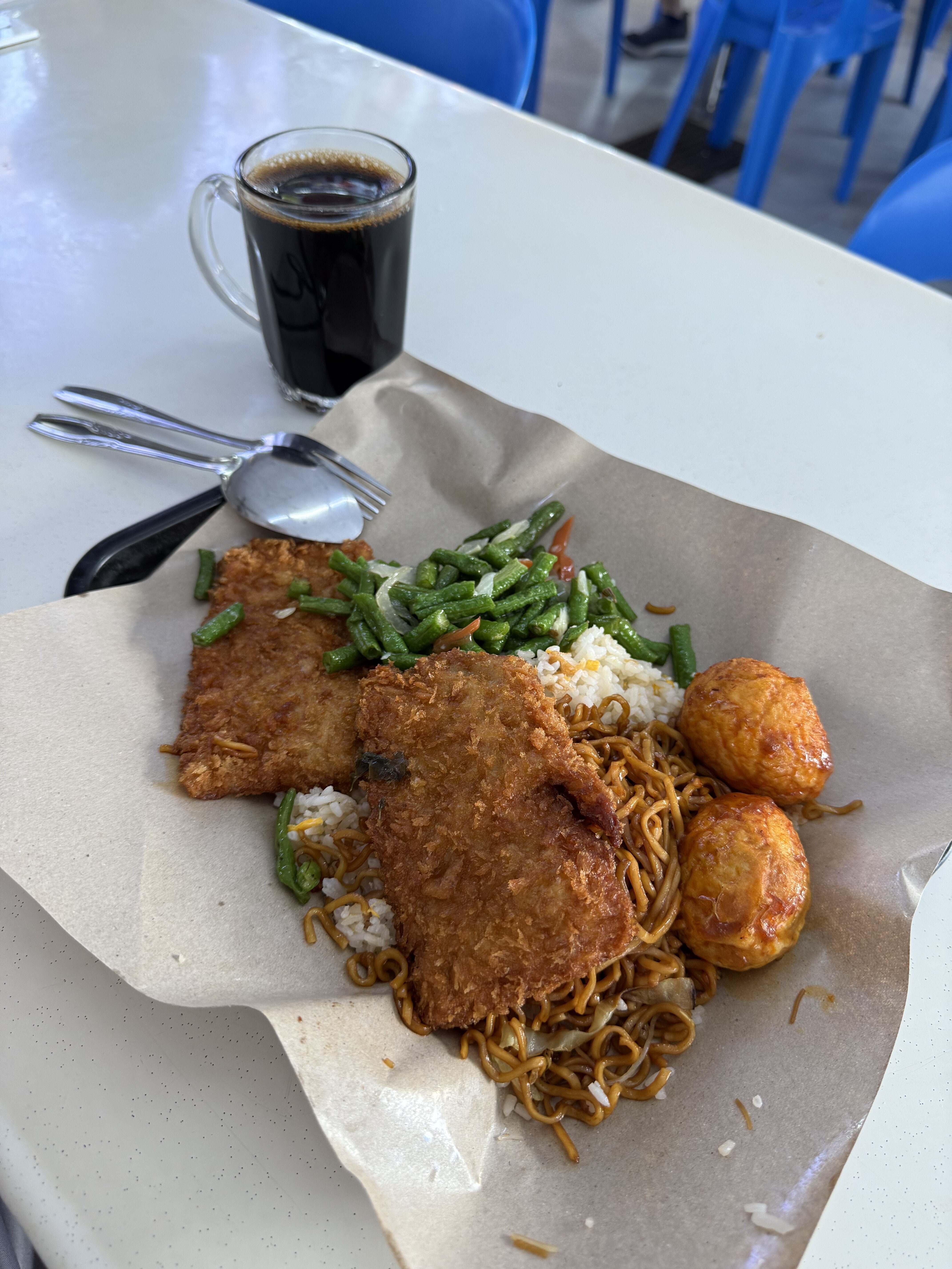 breakfast from the caifan store for $7… might as well have gotten mcd. never again. 💀