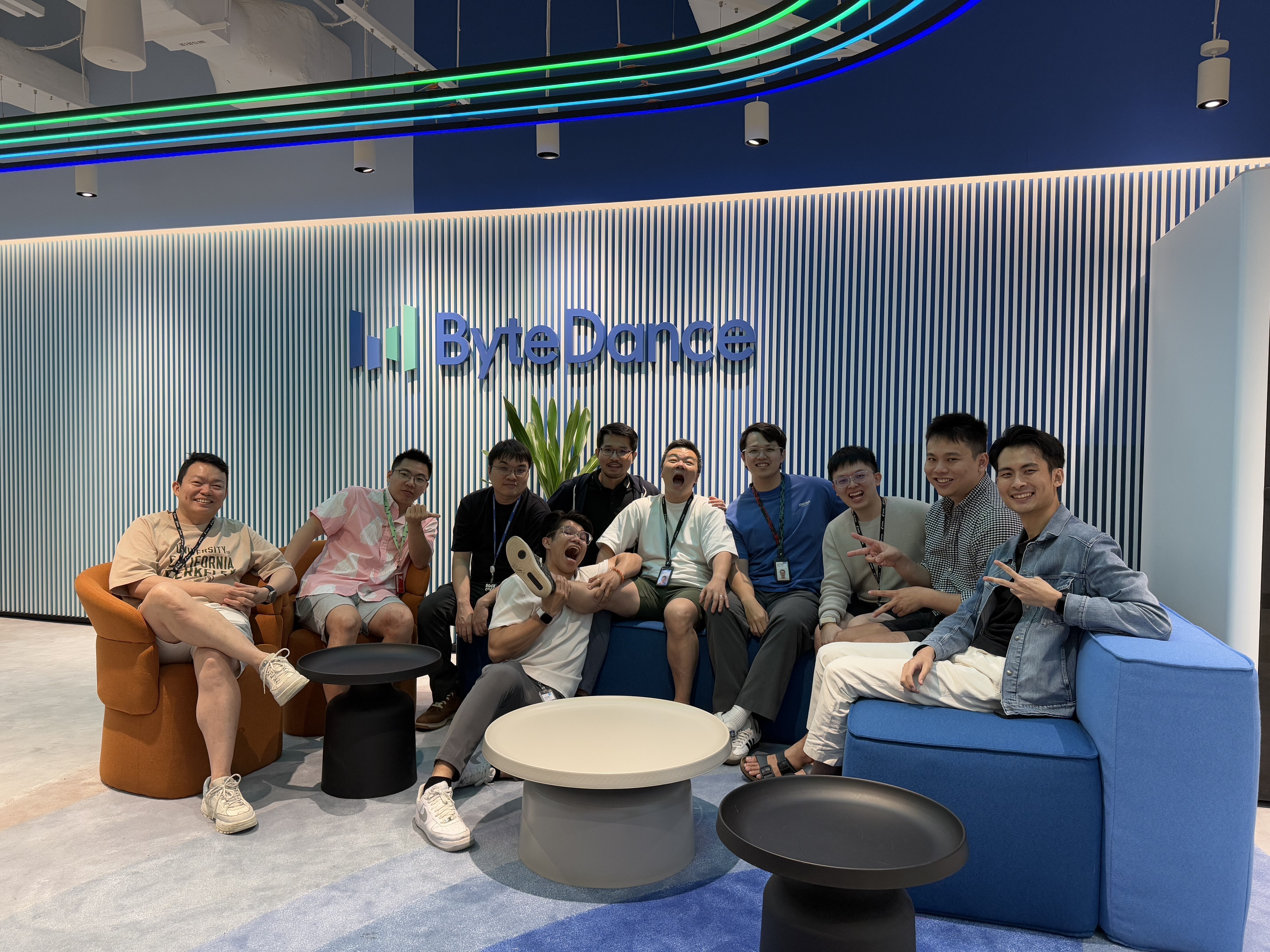 farewell photo session for leon-he will be missed!