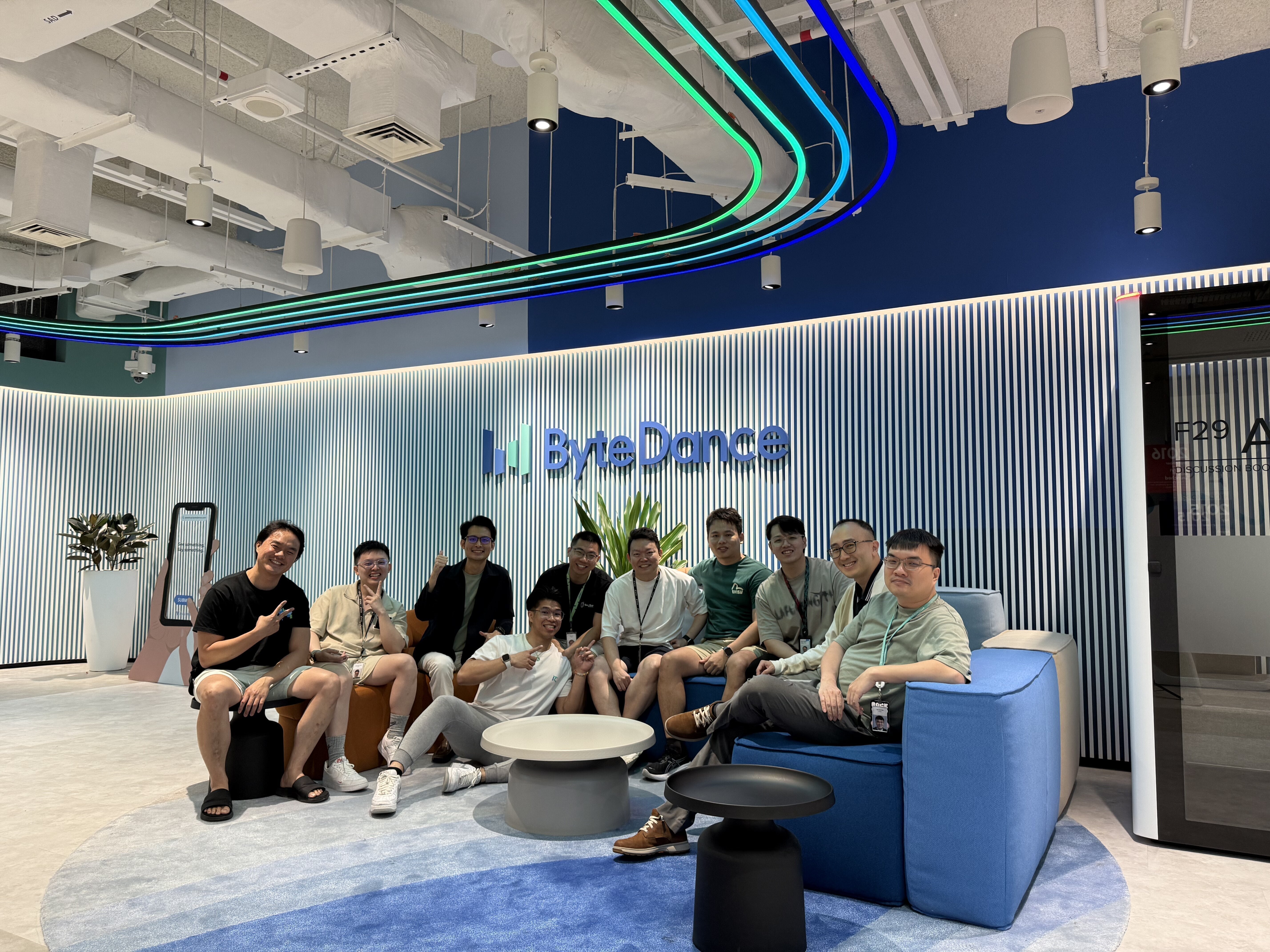 哎 后来才懂 人生就是一个不断说再见的过程 🥹