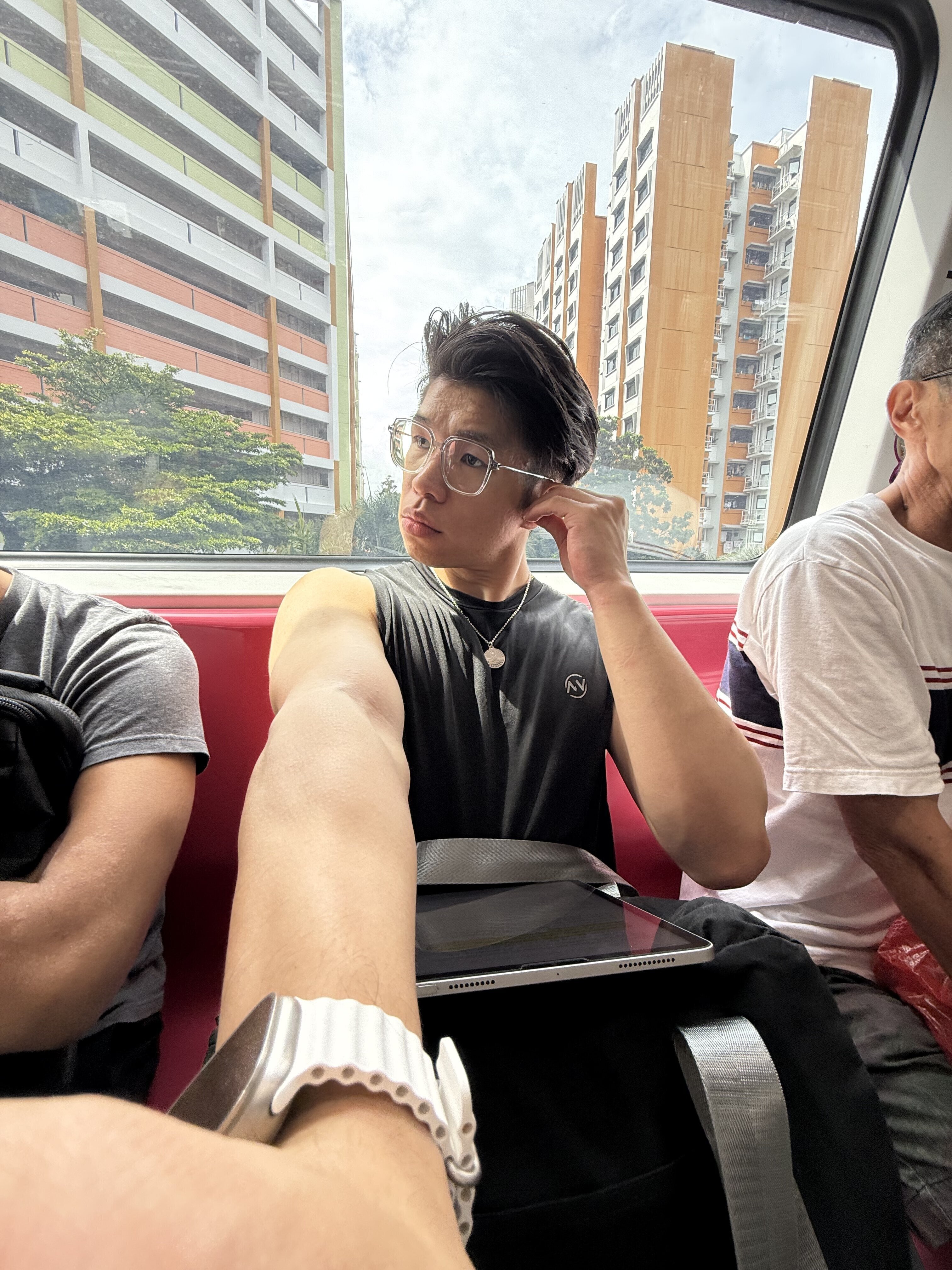 city hall 健身后出发马来！