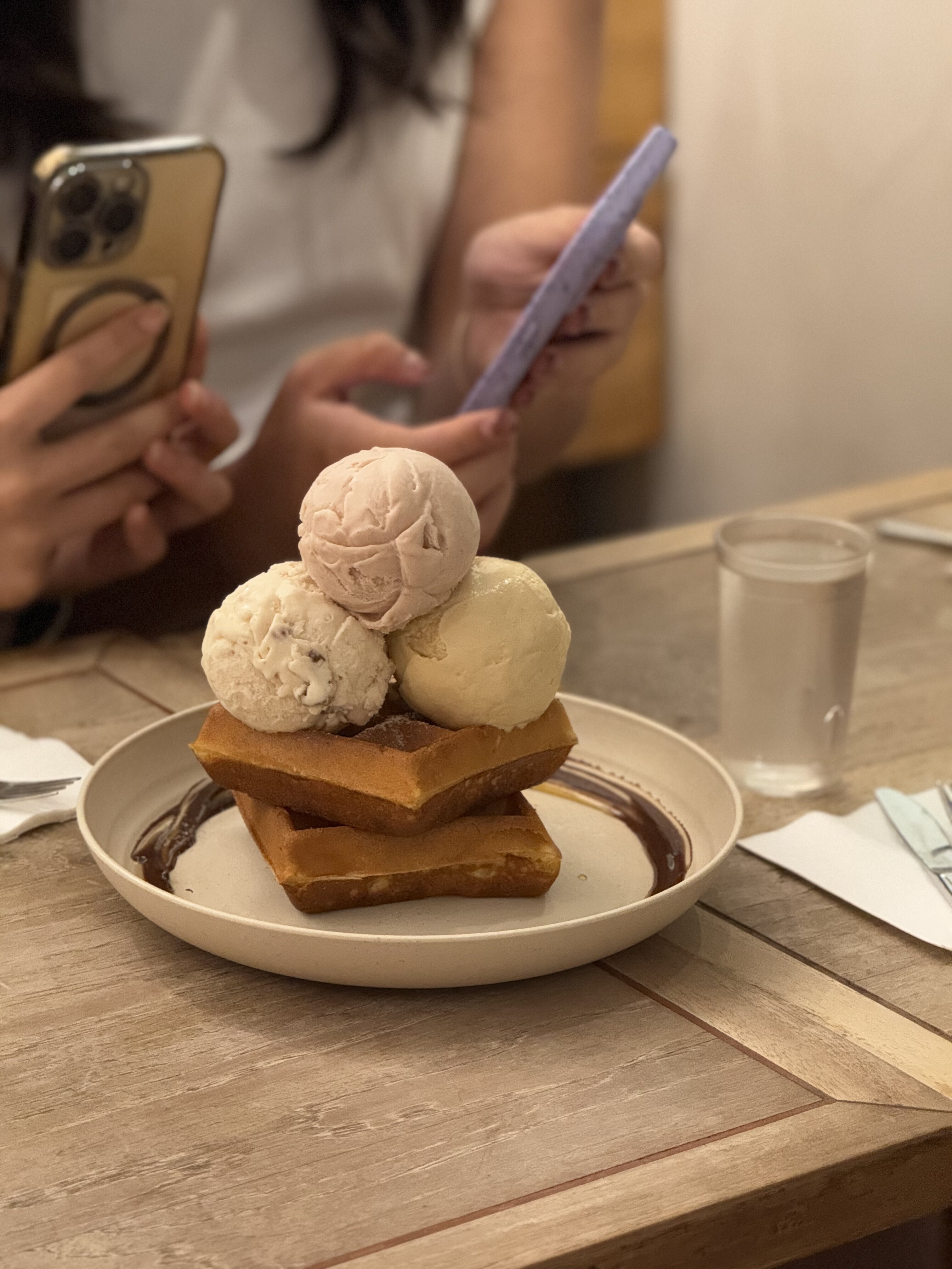 吃冰淇淋！早上好中-