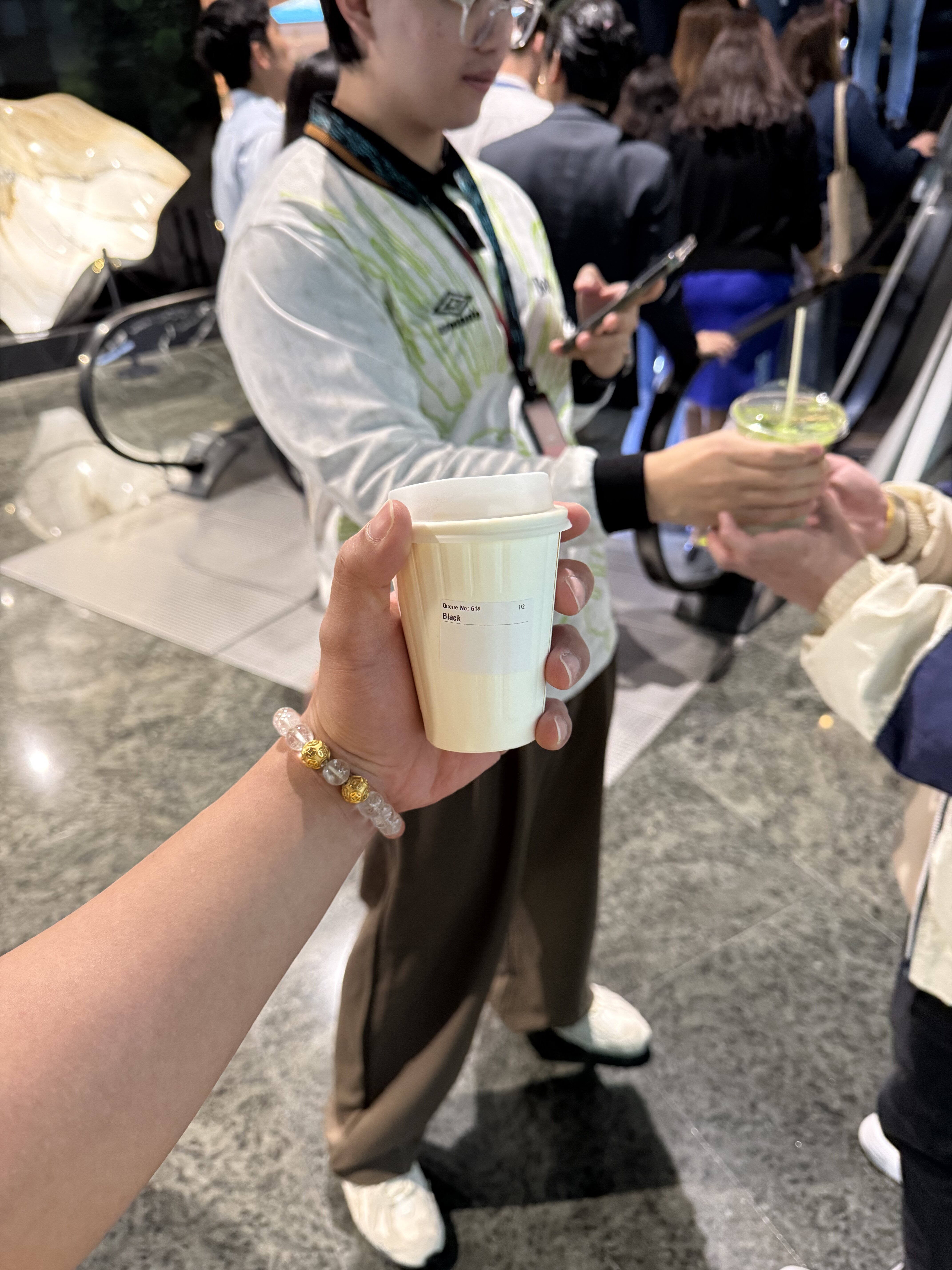 joven 知道我心情不好，请我喝 kyo 🥹