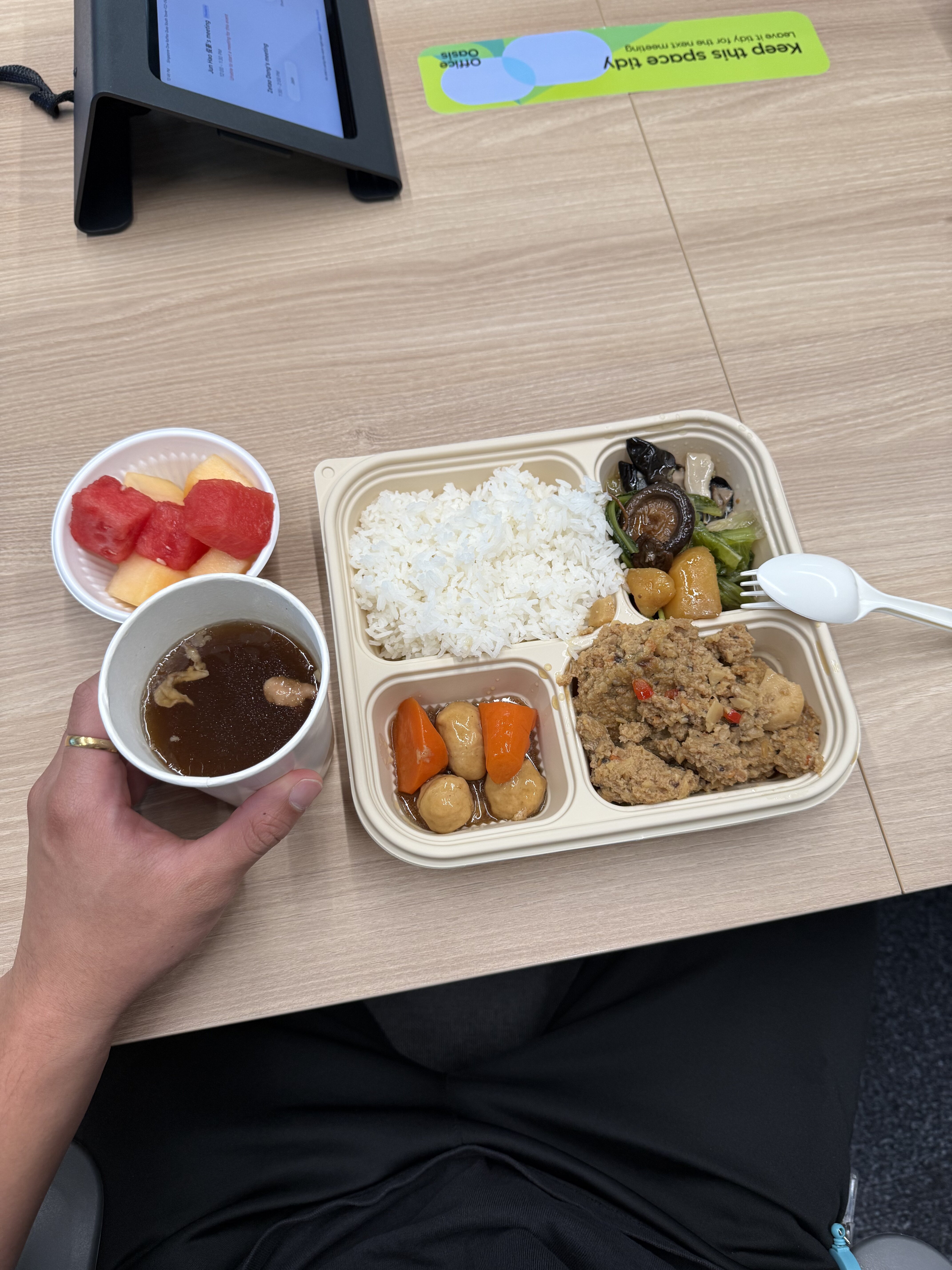 已经开始懒惰写了，自己品