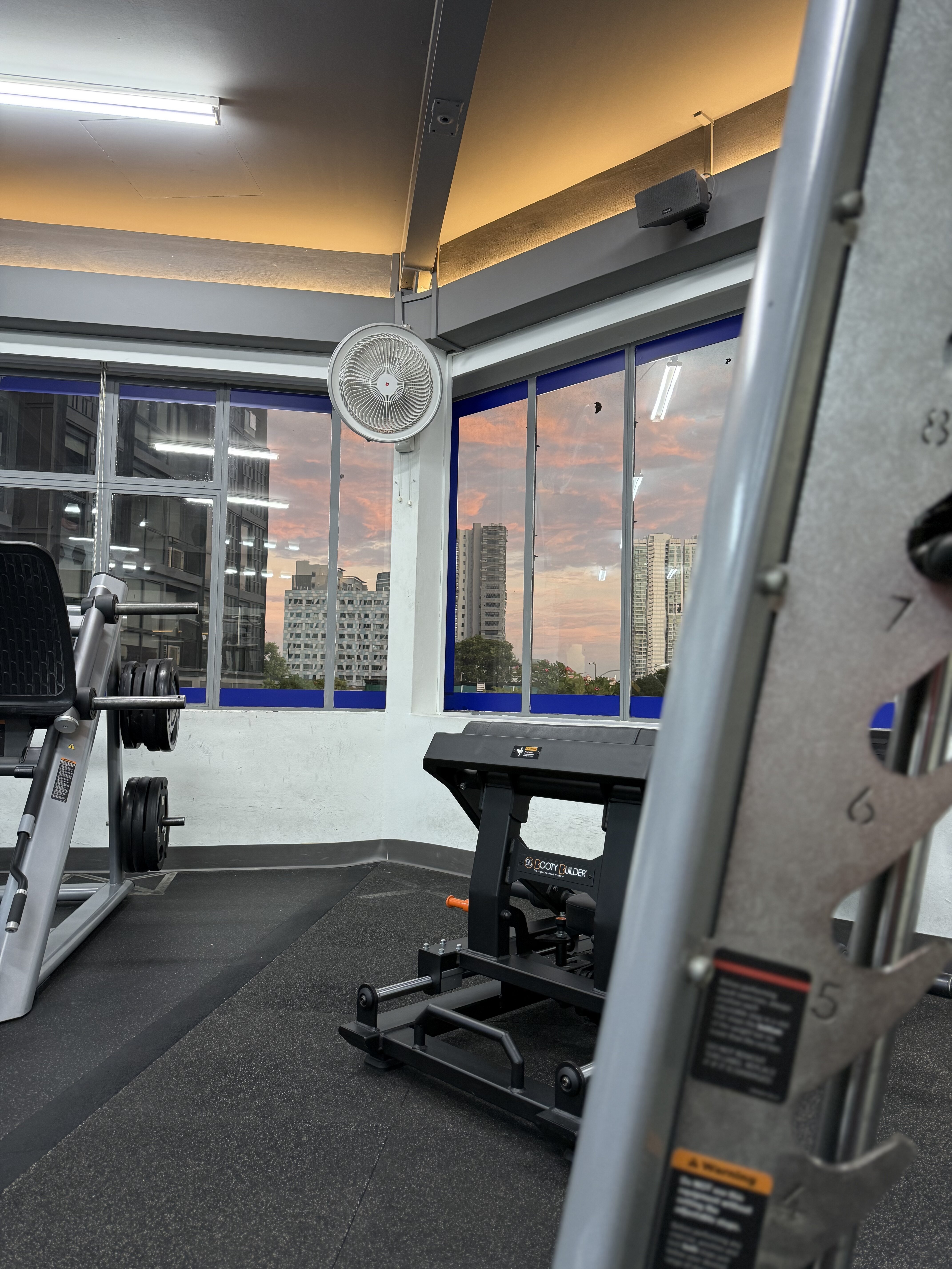 sky be sending love to me these days, perhaps, it is telling me that ive been doing a good job, keep it up 🥰