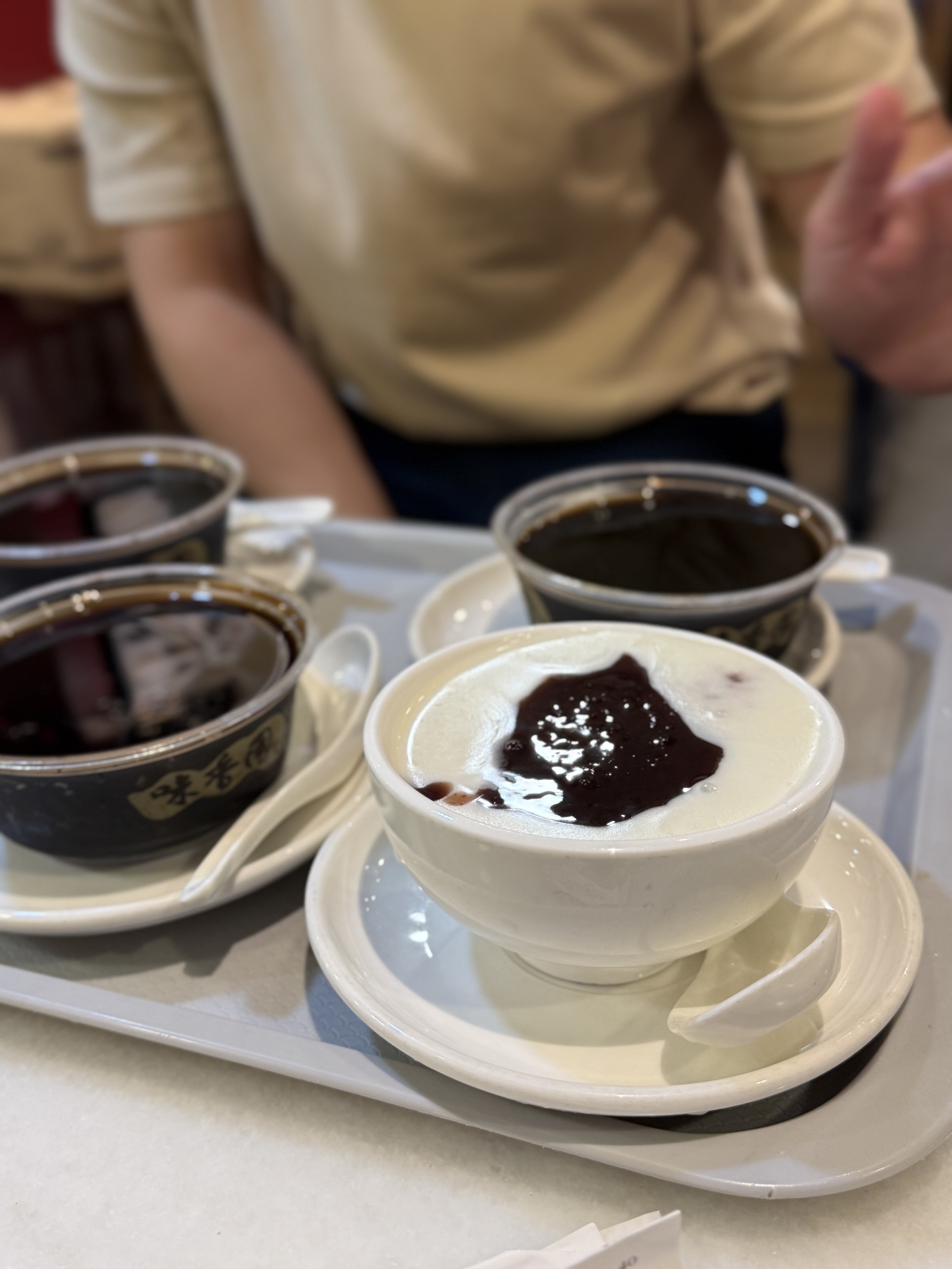 久违的重聚 with Peter Lu~ 我们忘记拍照啦