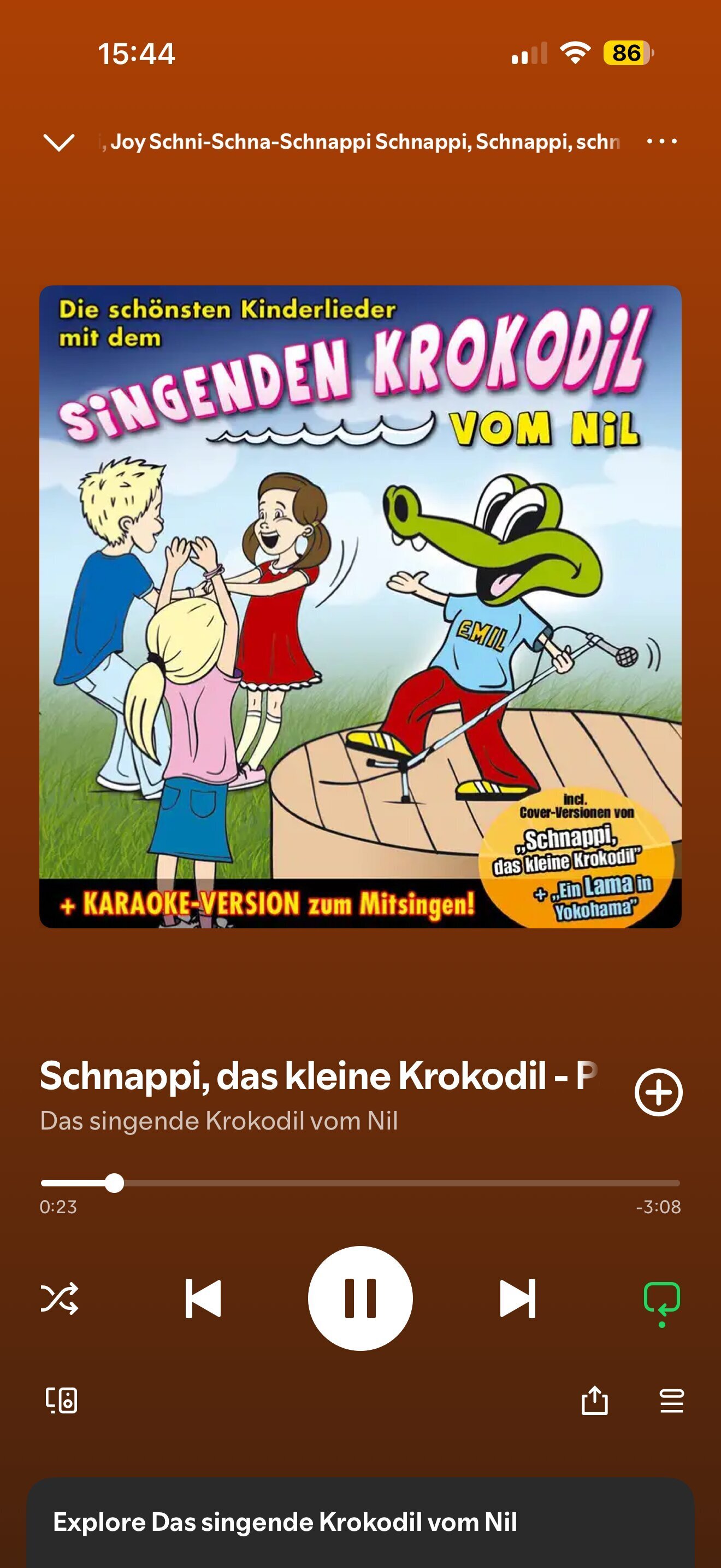 omg we found our childhood lullaby my dad used to play otw back grandpa house 🥺