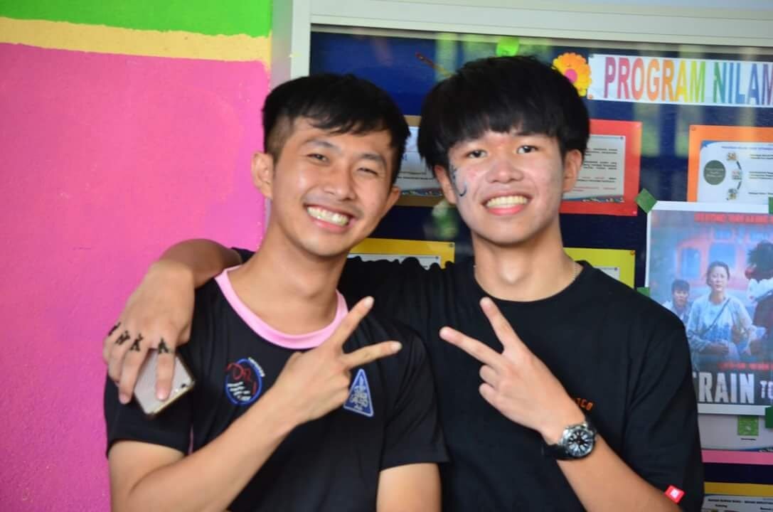 My Diabolo coach, Jin Ng.